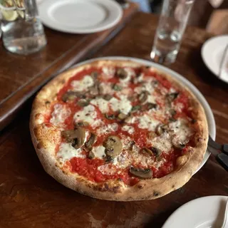 Funghi Pizza