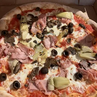 Capricciosa Pizza