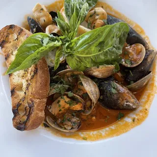 Cioppino