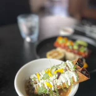 FLAUTAS DE BARBACOA - short rib, consome, crema, queso cotija - @rayz