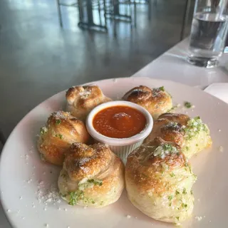 Garlic Knots