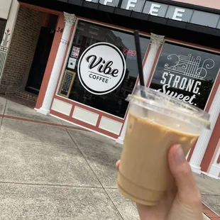 Iced Vanilla Latte