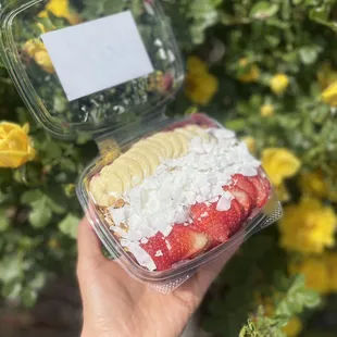 This is what&apos;s inside the Classic Acai Bowl; super yummy!