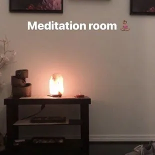 Taking a break in the meditation room before the oxygen bar.