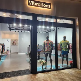 Small Business, cute store, locally owned clothing store. Men&apos;s Hawaiian Fashion in International Market Place in Waikiki.