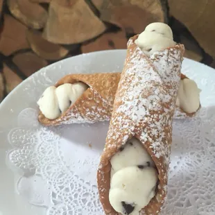 Cannoli