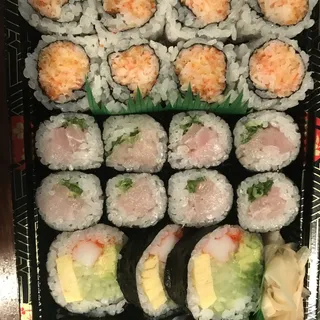 Yellowtail Scallion Roll