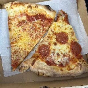 Cheese pizza slice  Pepperoni pizza slice