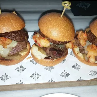 Surf and Turf Sliders Plate