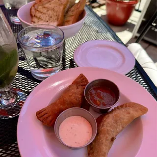 Empanadas de Carne (Beef Empanadas)