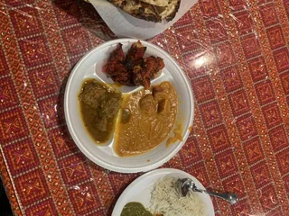 Noor Indian Cuisine with Chicago Style Pizza