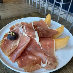 Prosciutto E Melone
