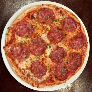 Salami Pizza