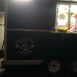 a food truck at night