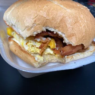 Vickie's Convenience & Deli