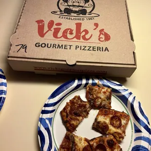 Vick's Pizza