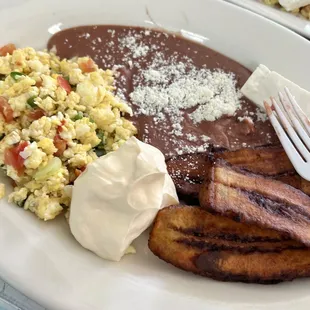 Desayuno Tipico