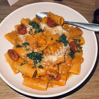 Rigatoni Spicy Vodka