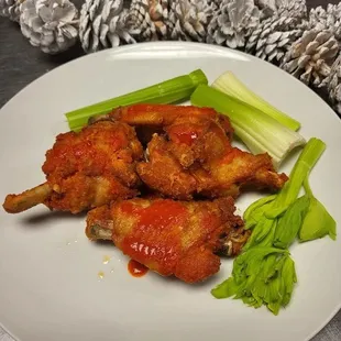 fried chicken wings, chicken wings, chicken wings and fried chicken, chicken, poultry, bbq wings, food, bbq chicken, fried chicken