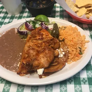 a plate of mexican food