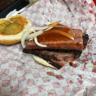 Vic's Bar-B-Que