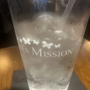 Water arrived in a Mimi's Mission glass