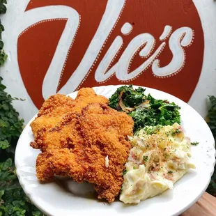 Fried chicken (@gwenlloves)
