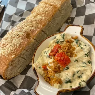 Spinach &amp; Gouda Dip