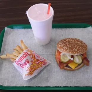 Bacon cheeseburger combo