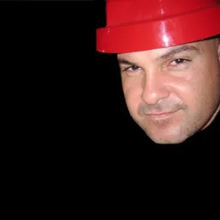 Vahe M.