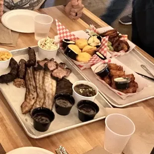 Monty 60, tots, buffalo wings.