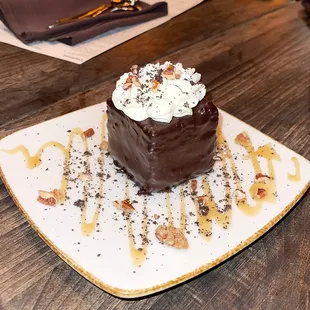 Chocolate Praline Cake
