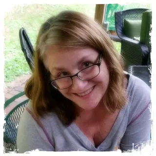 Leanne L.