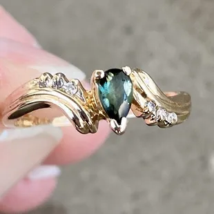 Jewelry repair- replacement side diamond and prong