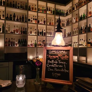 6/8/2023 - A lovely evening at Victoria Bar