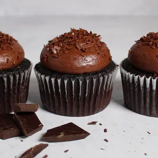 Double-O Chocolate Heaven - Chocolate sponge topped with rich chocolate buttercream and chocolate pailletes.