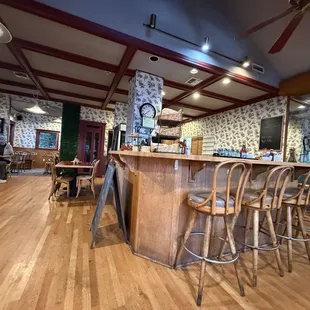 Love the inside seating options..