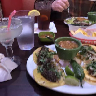 Fast service, clean, friendly waitress. The food is beautiful and very tasty. Couldn&apos;t be happier. My margarita is perfect as well!