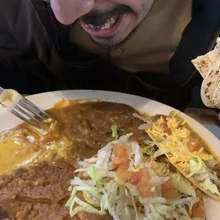 Variety plate ( don&apos;t mind the excitement of my friend)