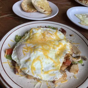 Veggie skillet and English muffin