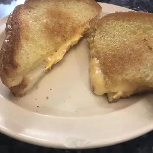 Grilled Pimento Cheese Sandwich