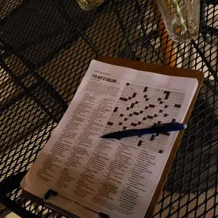 Dining al fresco w/ an NYTXword.
