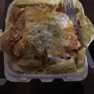 Shredded chicken nachos