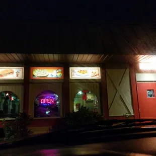 the outside of the restaurant