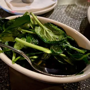side dish of spinach. must order for moi.
