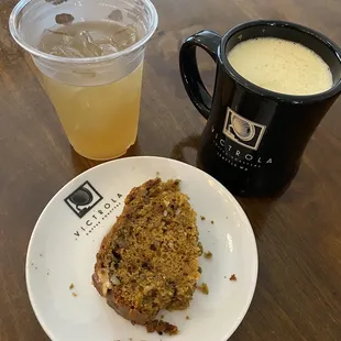 Kombucha, Golden Latte, Squash bread