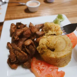 Carne Frita Mofongo