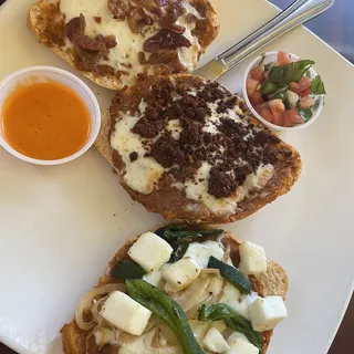 Molletes Plate