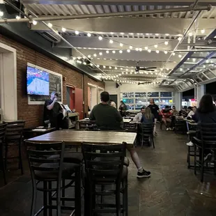 Outdoor patio. Trivia night