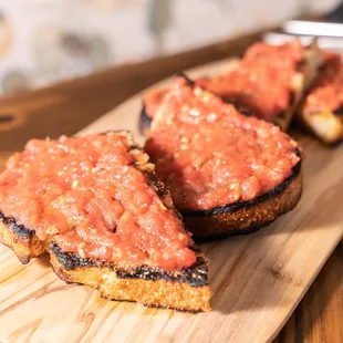 traditional pan con tomate